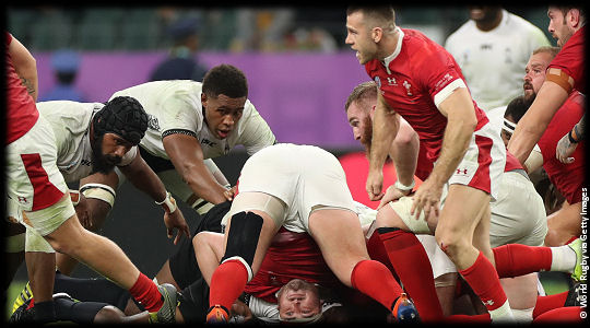 Wales v Fiji Welsh prop Tom Francis upside down RWC2019